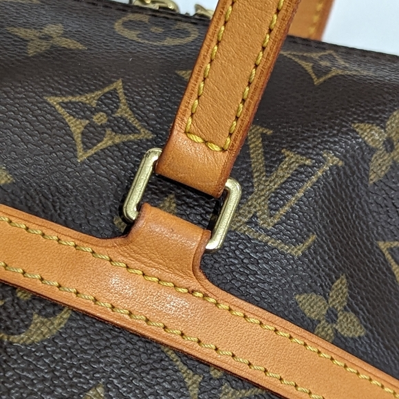 Authentic Louis Vuitton Coussin Monogram - Picture 8 of 16
